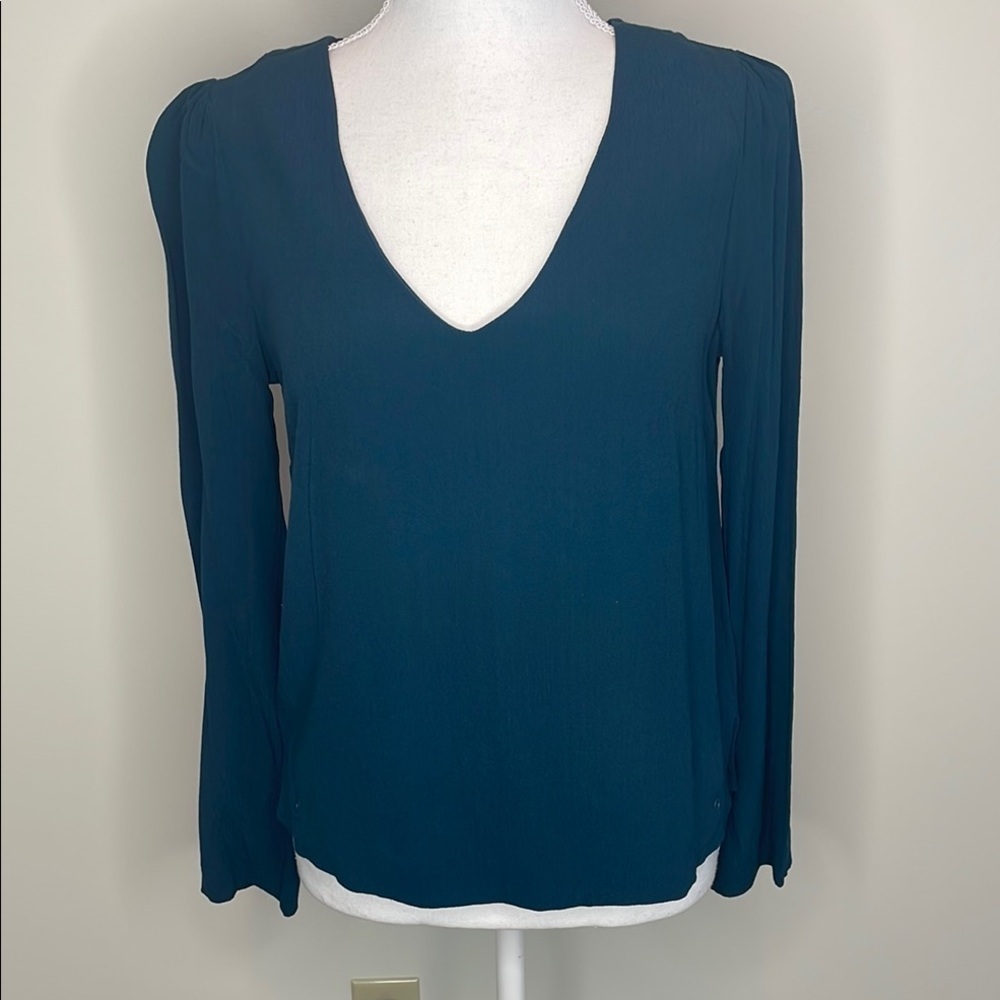 G F Brand Dark Teal Rayon V-Neck Long Sleeve Sheath Top. Small